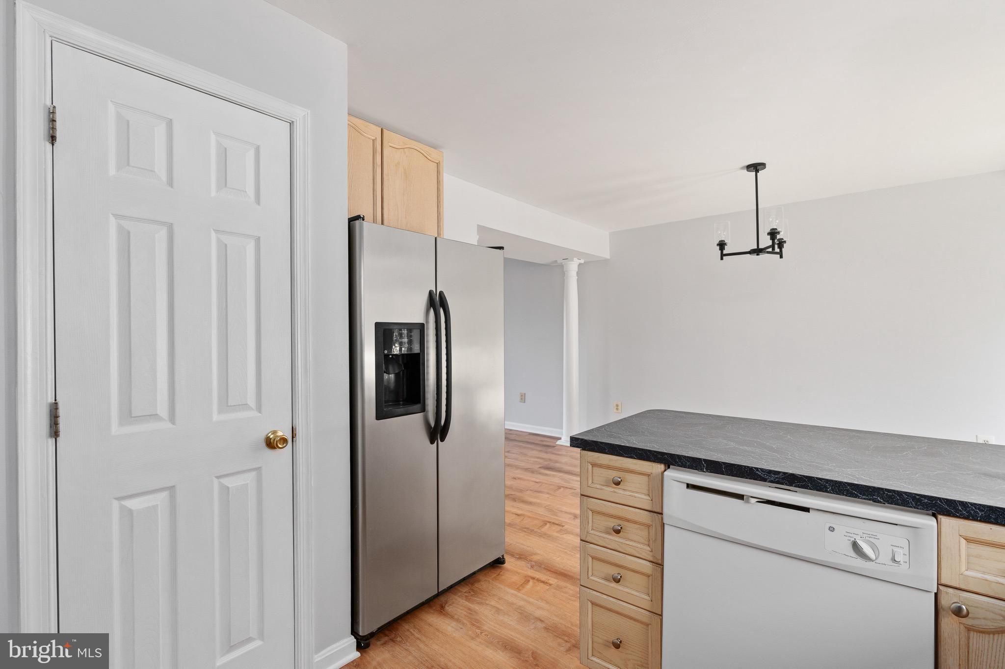 KINGS CREST AT SALEM STATION - Residential