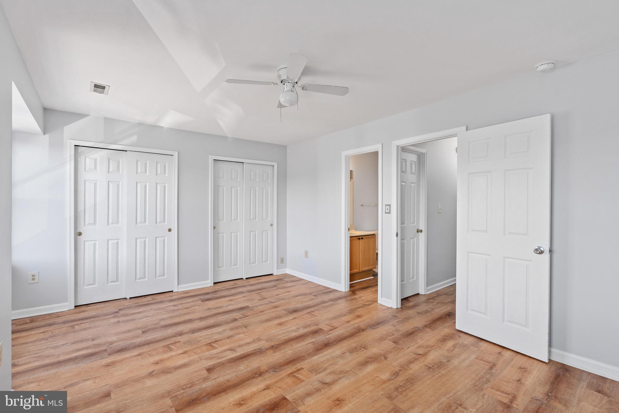 KINGS CREST AT SALEM STATION - Residential