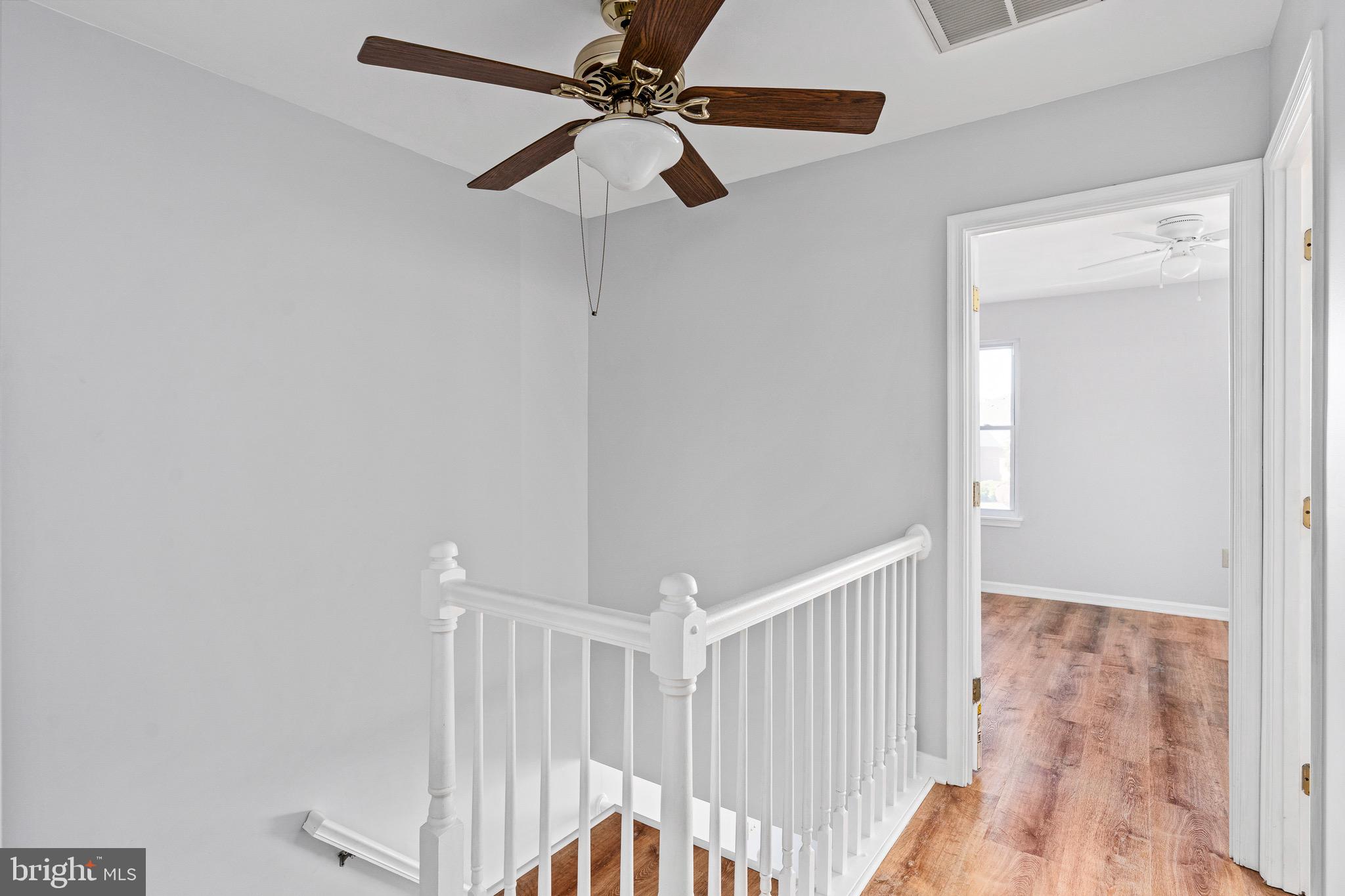 KINGS CREST AT SALEM STATION - Residential