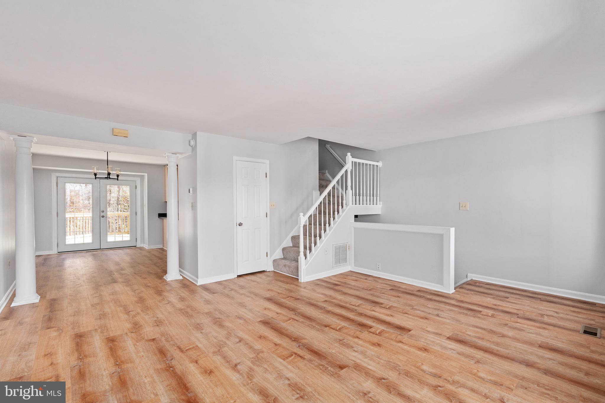 KINGS CREST AT SALEM STATION - Residential