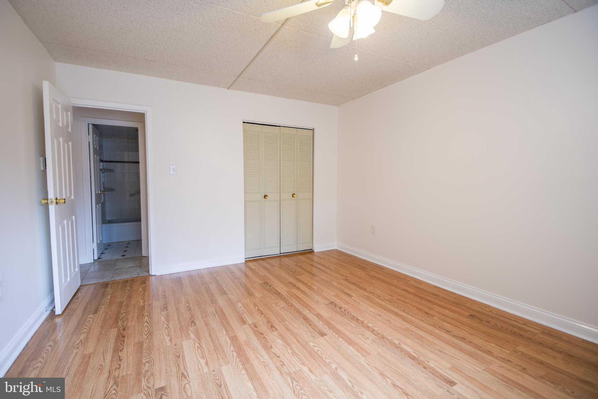 HAVERFORD HILL - Residential