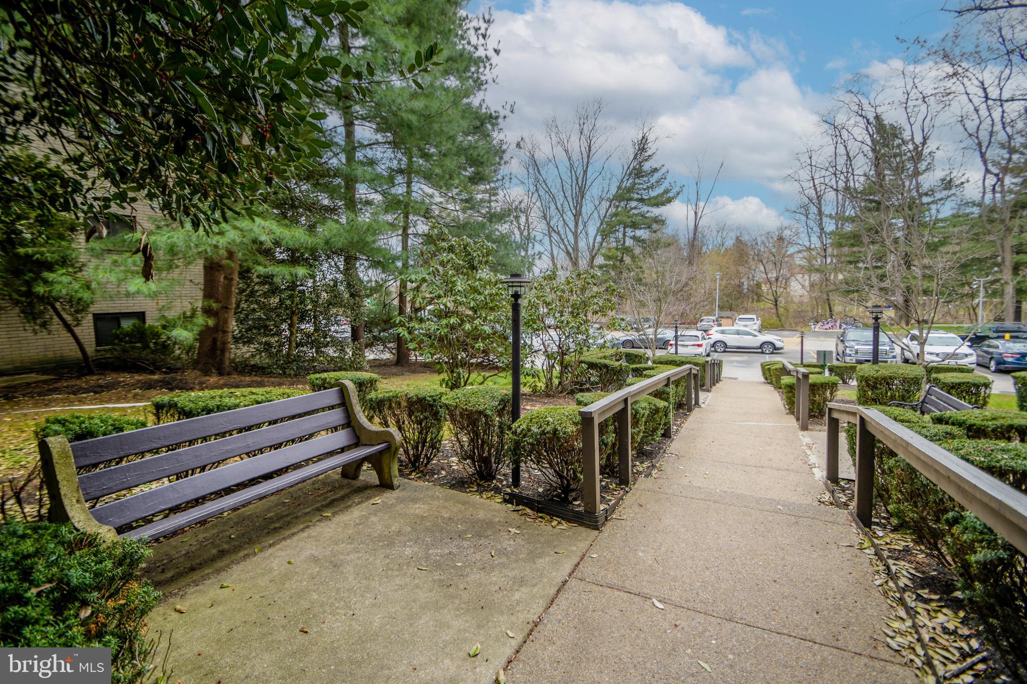 HAVERFORD HILL - Residential