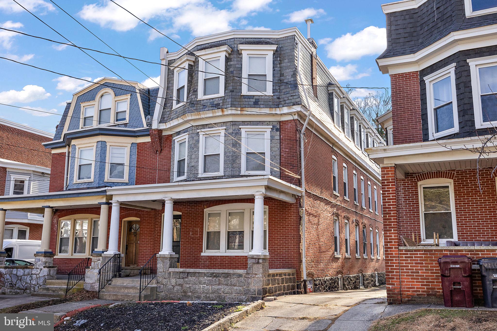 1522 W 7TH STREET 1