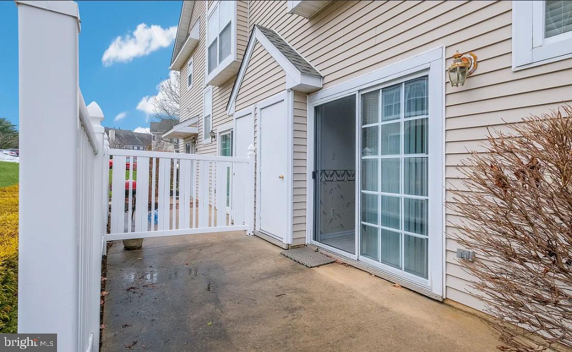 1508 CAROL COURT