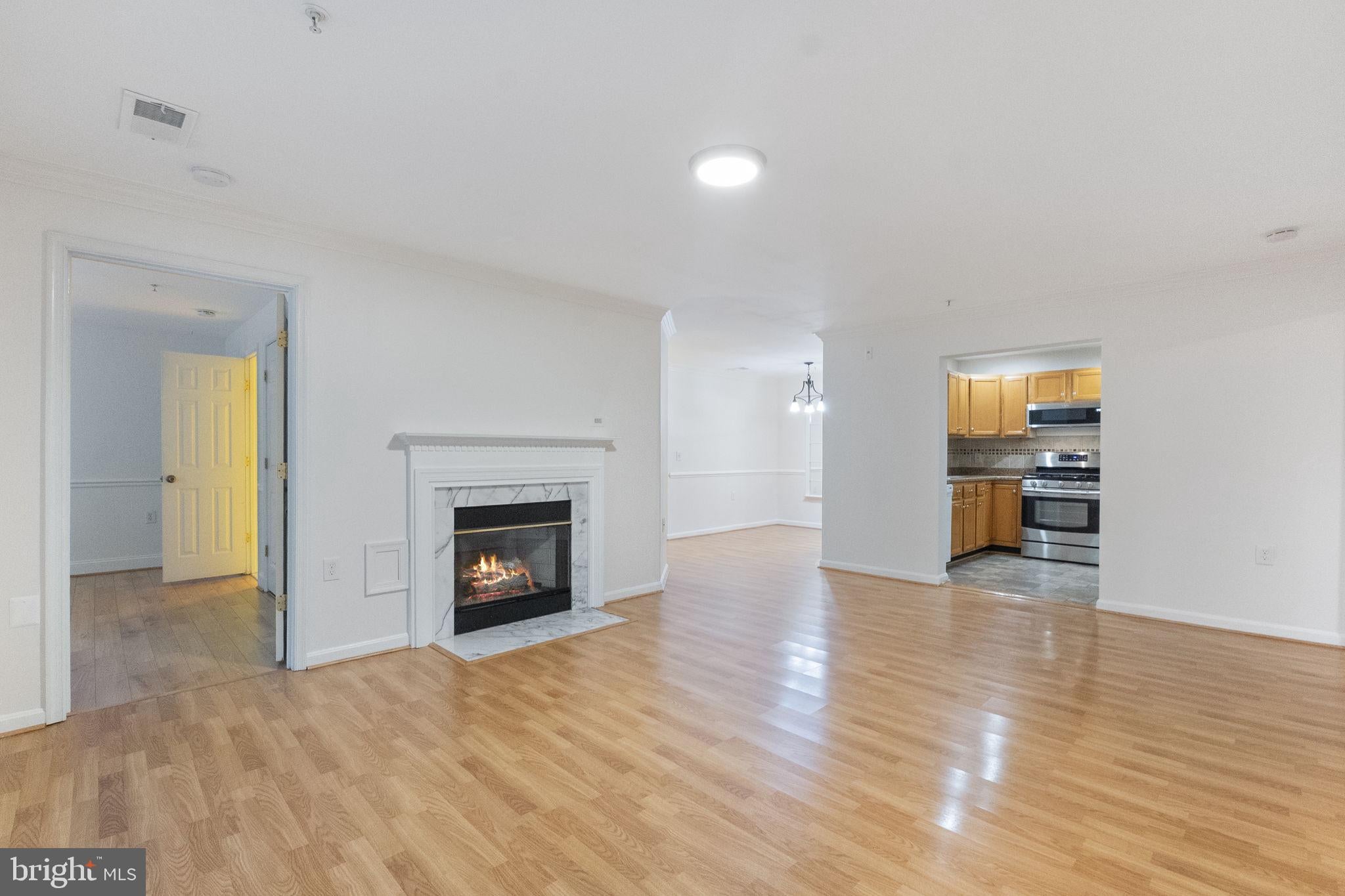 15303 DIAMOND COVE TERRACE 8-J