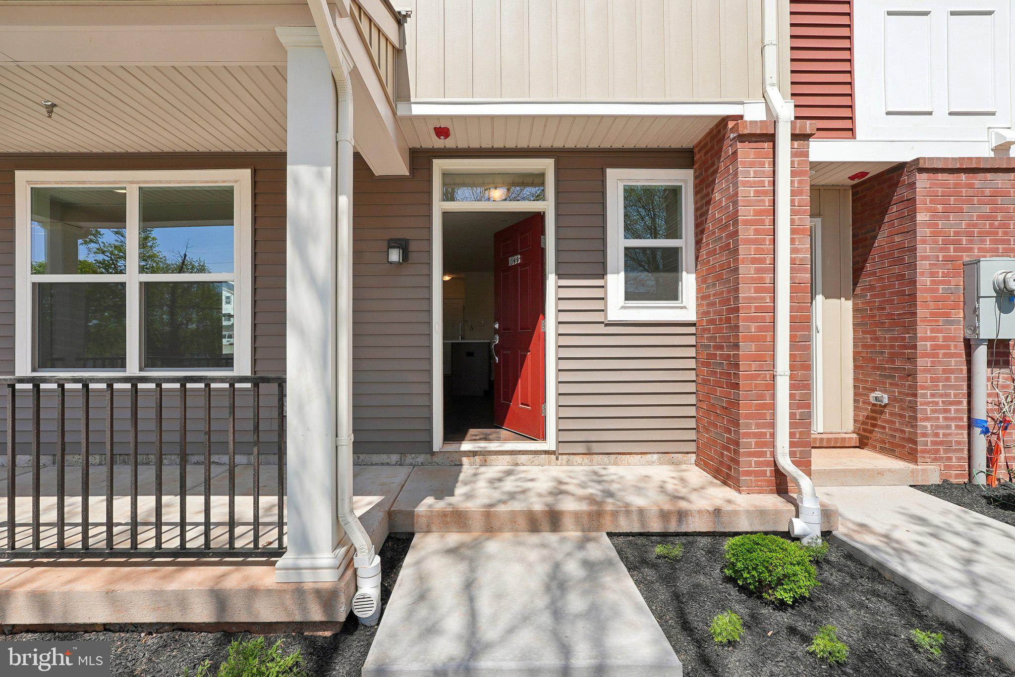 1801 ARCH STREET 24W