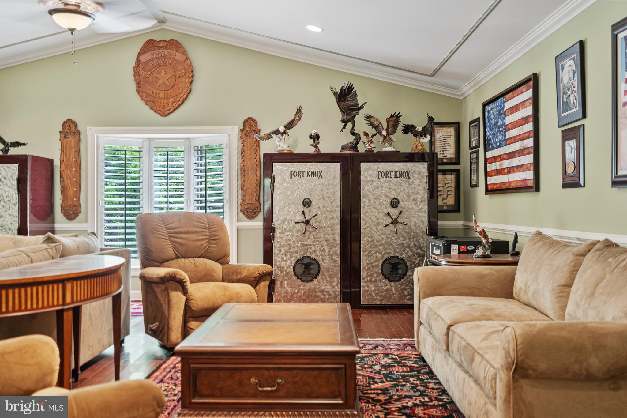 ROUSE MOUNTAIN - Residential