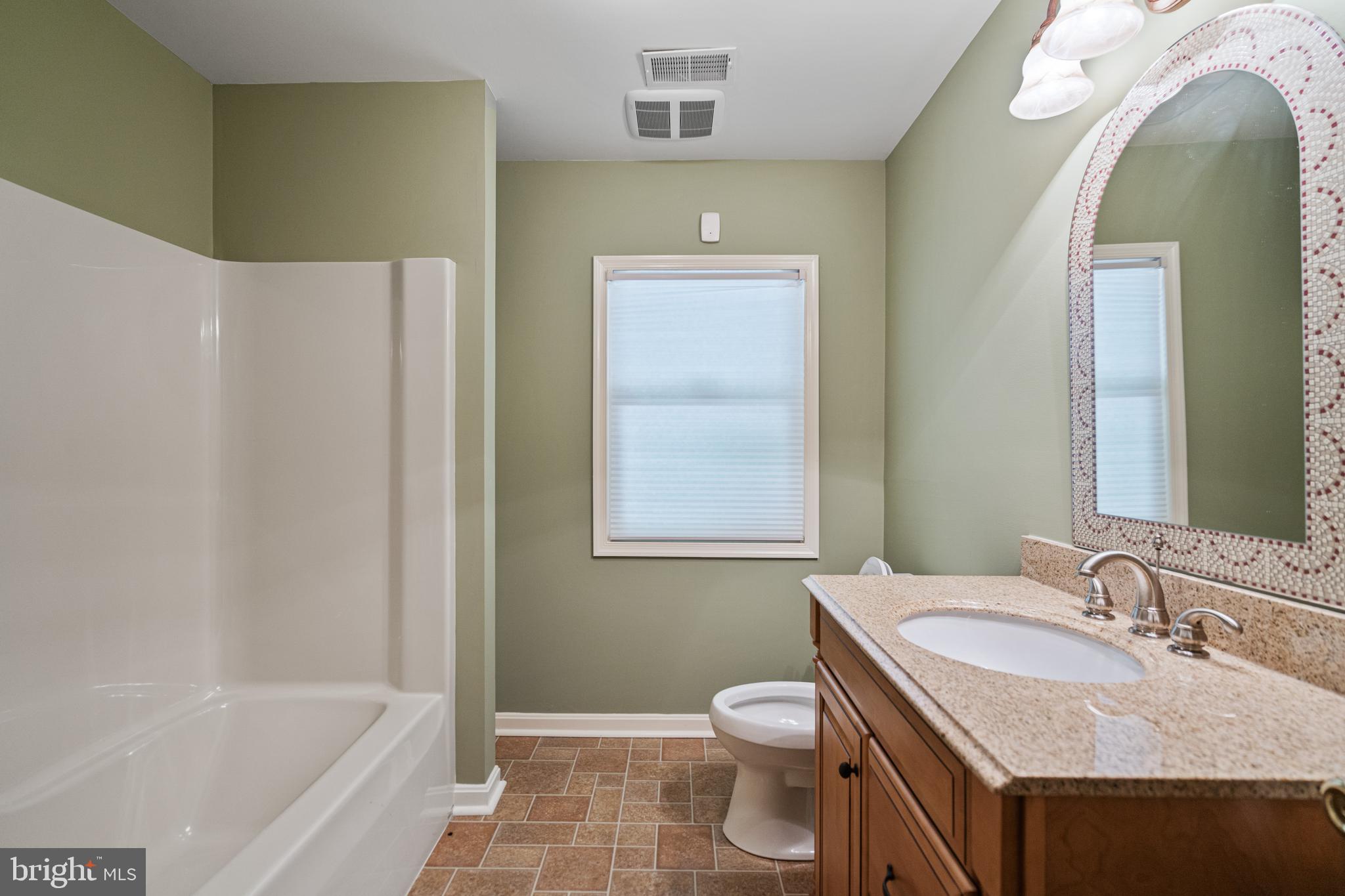 ROUSE MOUNTAIN - Residential