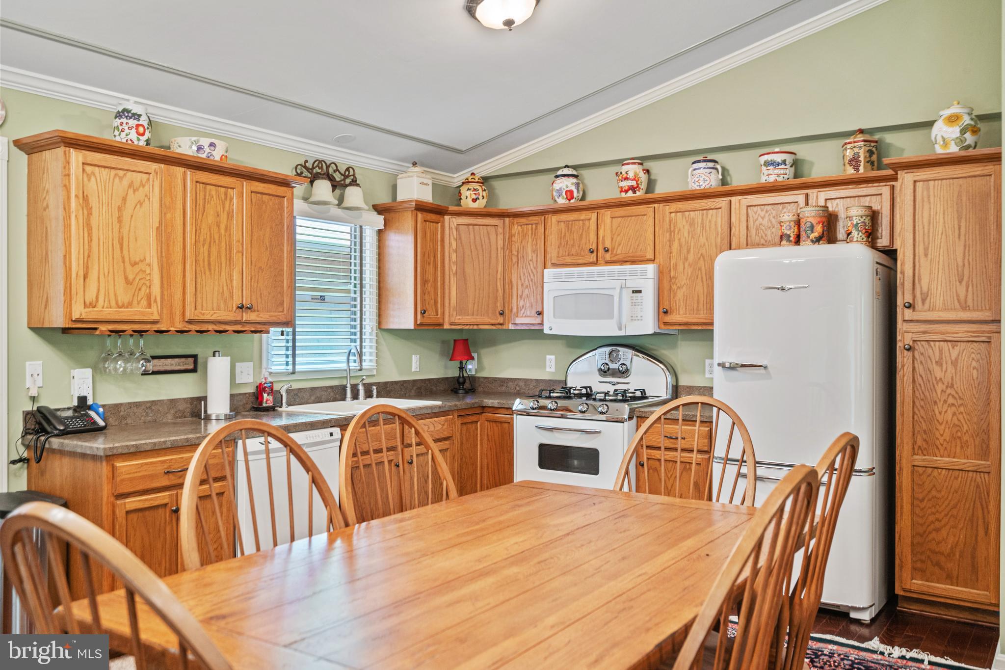 ROUSE MOUNTAIN - Residential