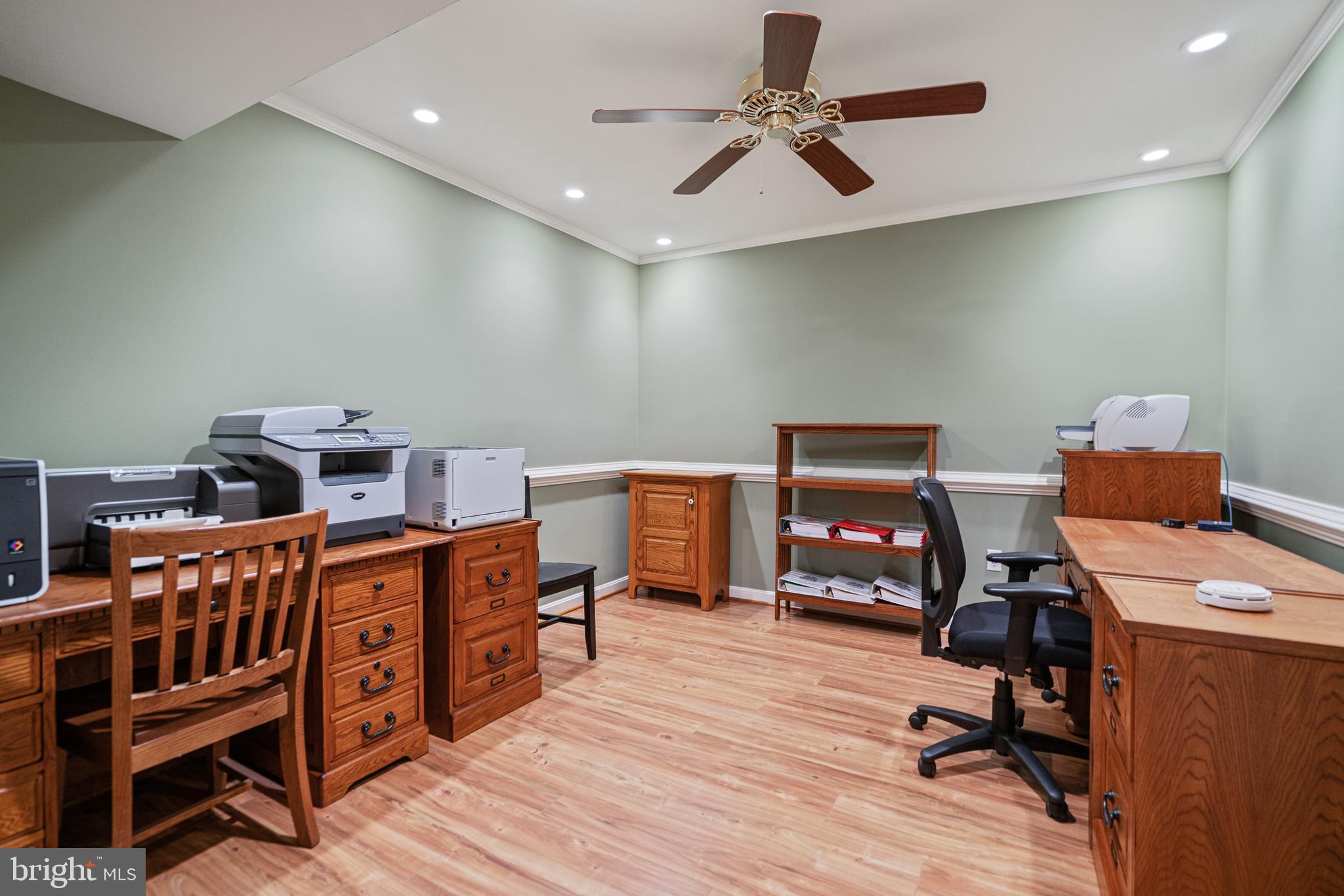 ROUSE MOUNTAIN - Residential