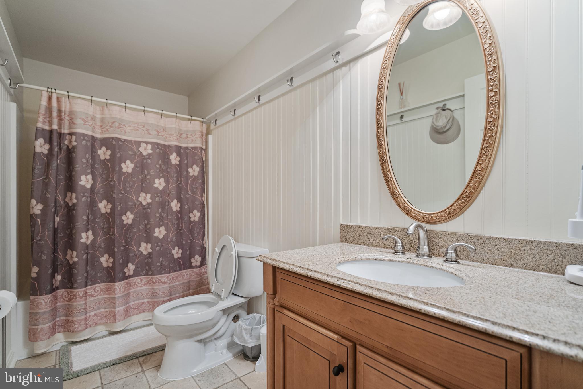 ROUSE MOUNTAIN - Residential