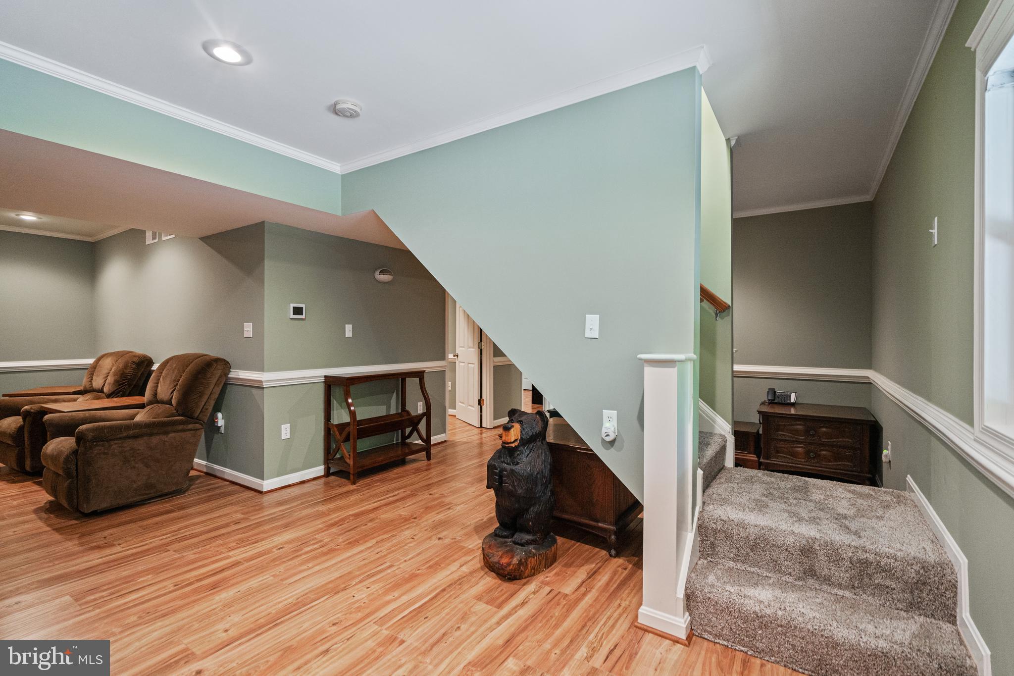 ROUSE MOUNTAIN - Residential