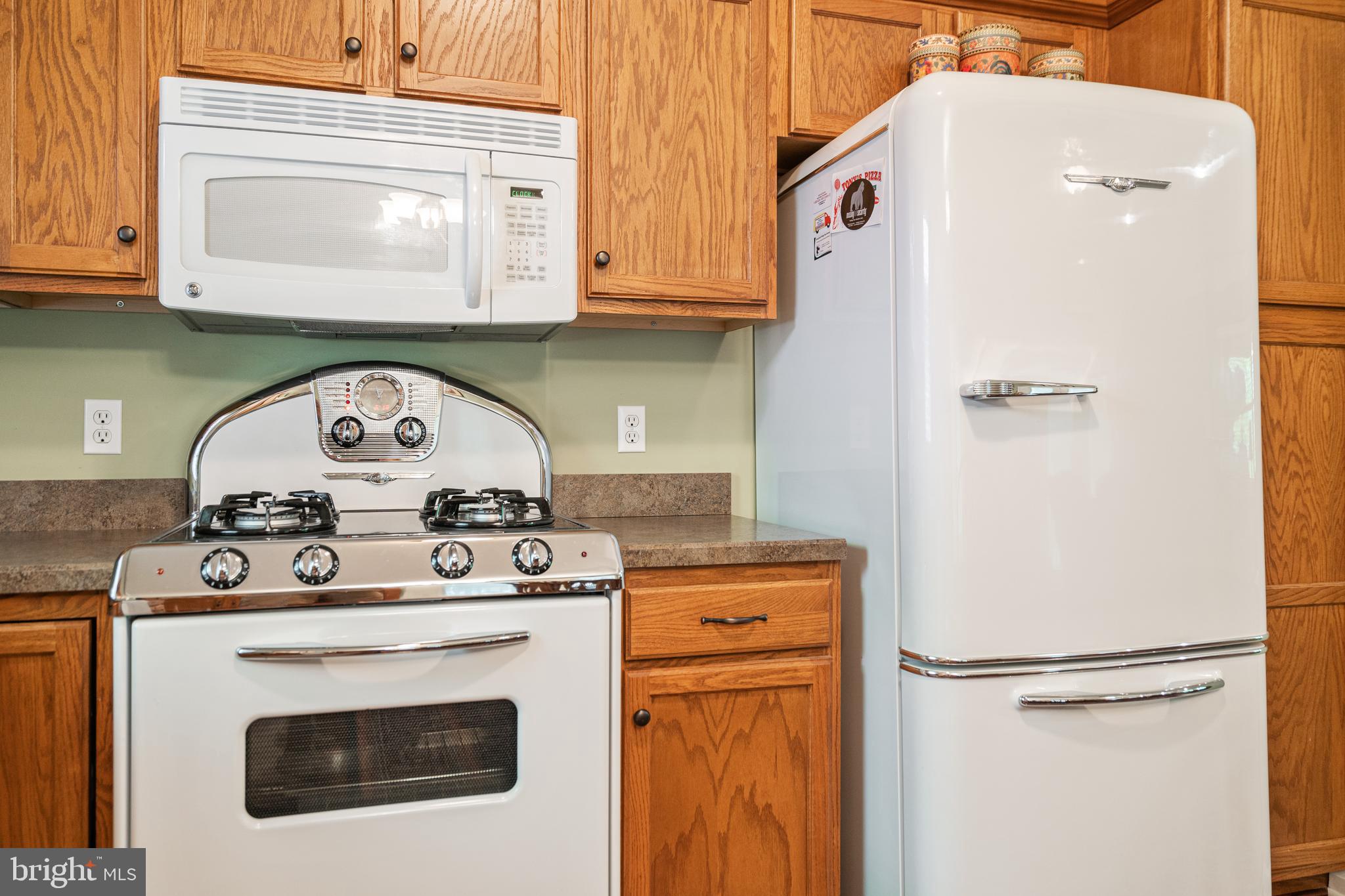 ROUSE MOUNTAIN - Residential