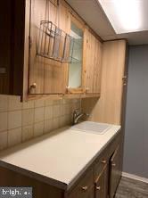 HALLOWELL - Residential Lease