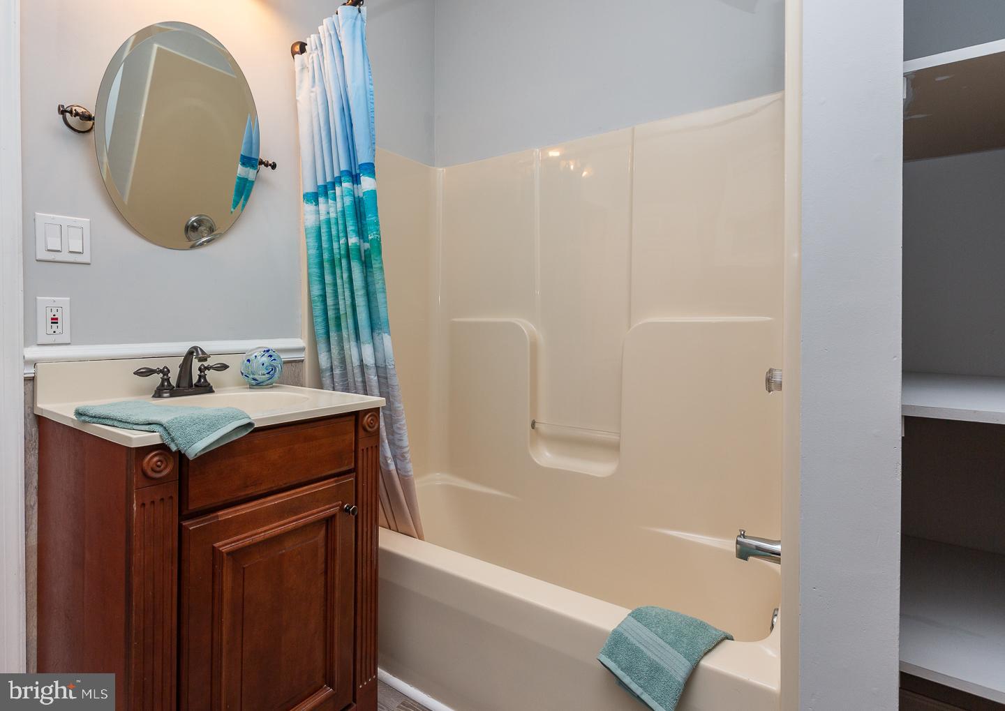 LENNOX PARK MHP - Residential