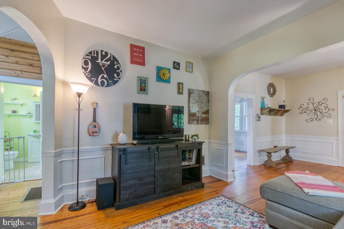 LAKE WALKER - Residential