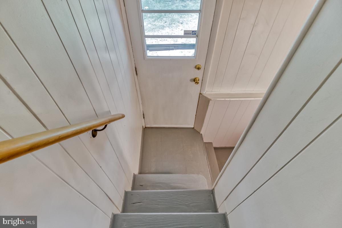 LAKE WALKER - Residential