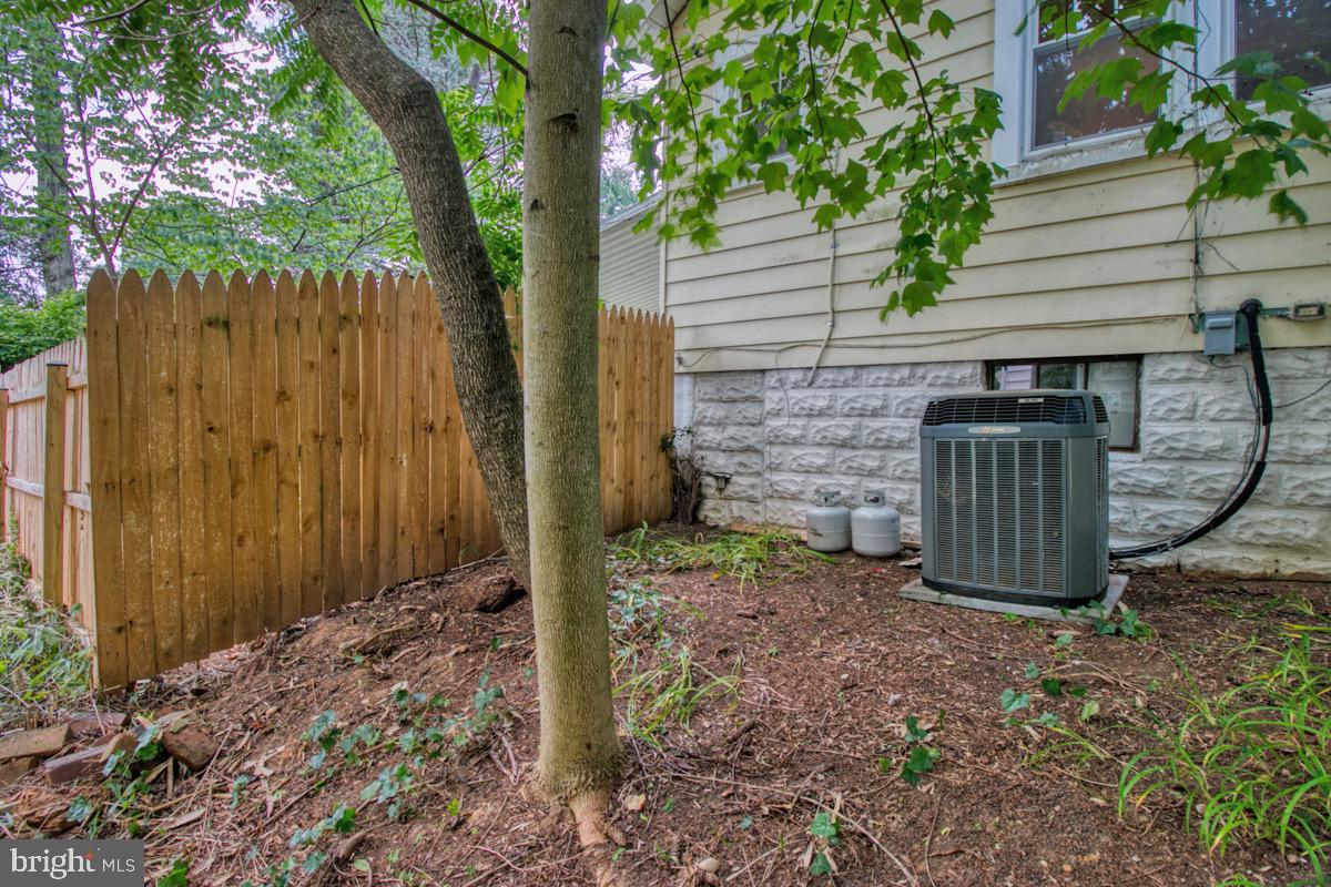 LAKE WALKER - Residential