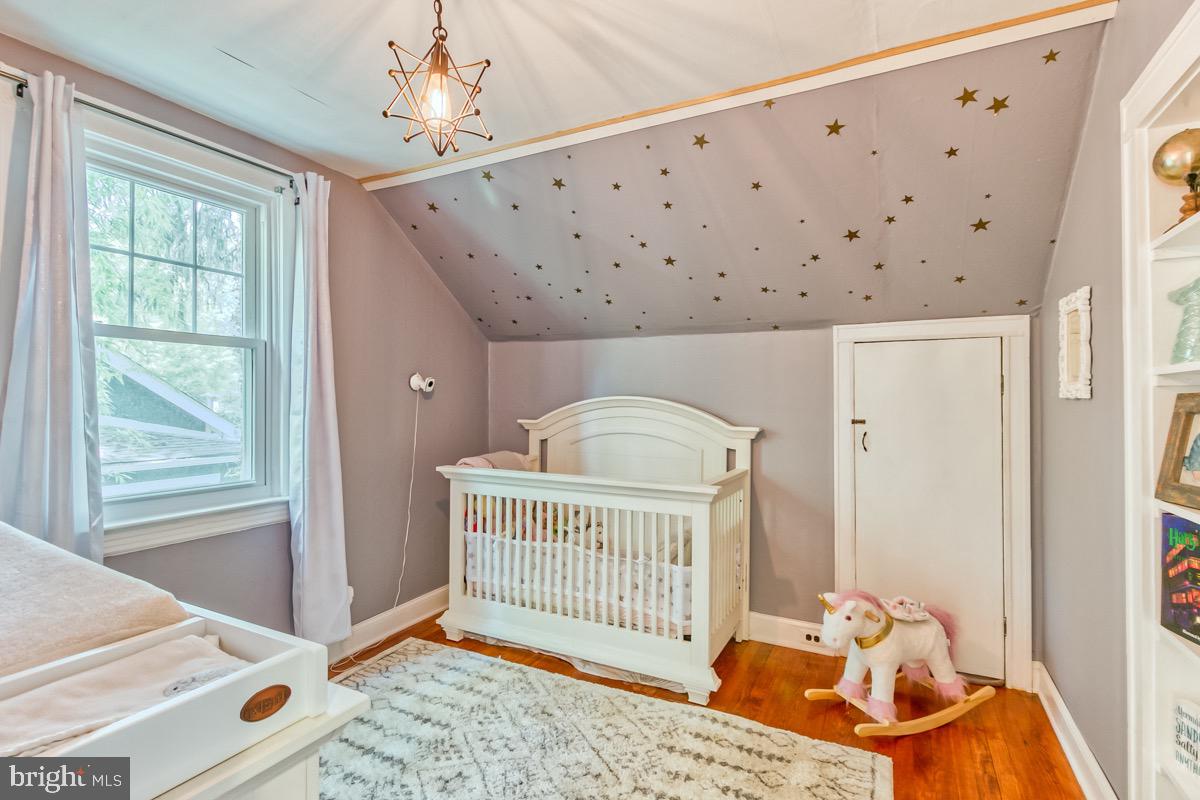 LAKE WALKER - Residential