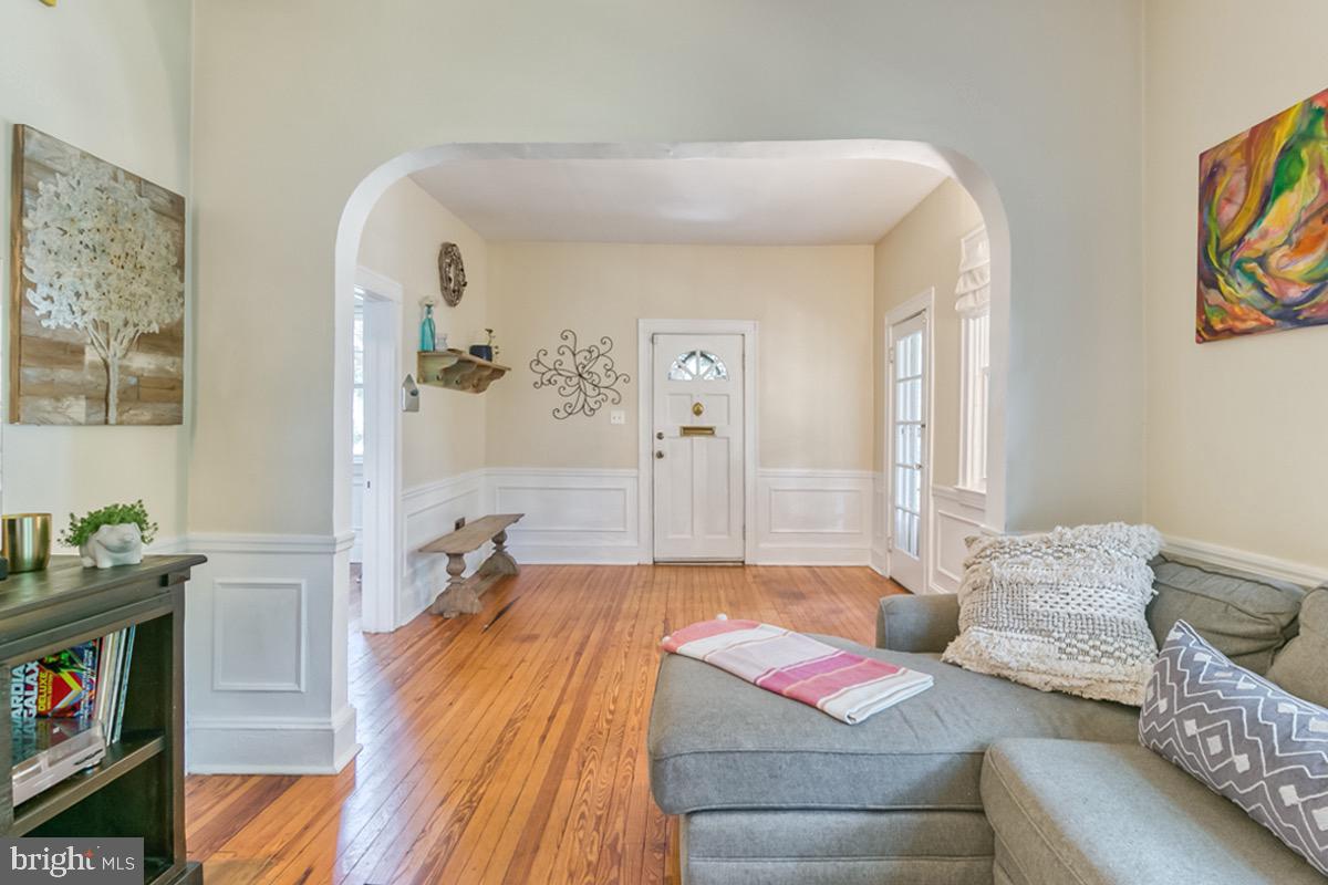 LAKE WALKER - Residential