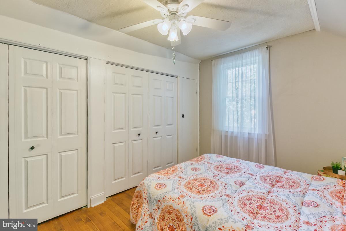 LAKE WALKER - Residential