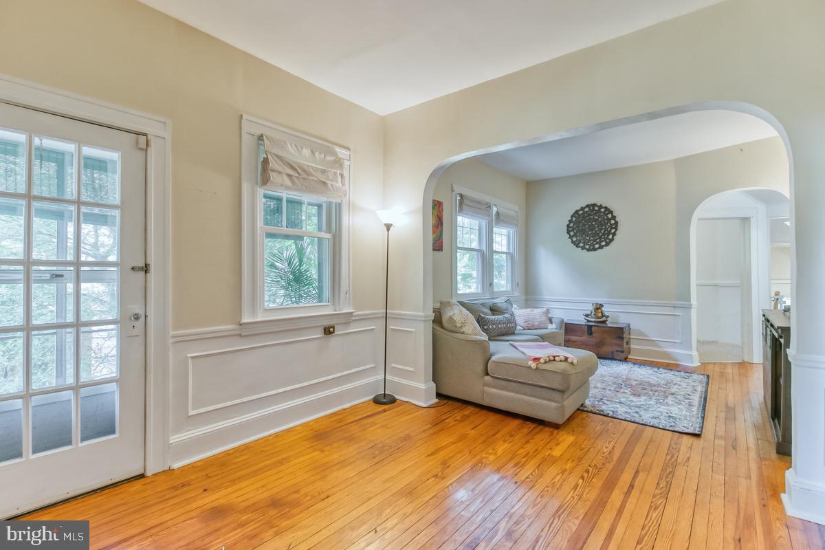 LAKE WALKER - Residential