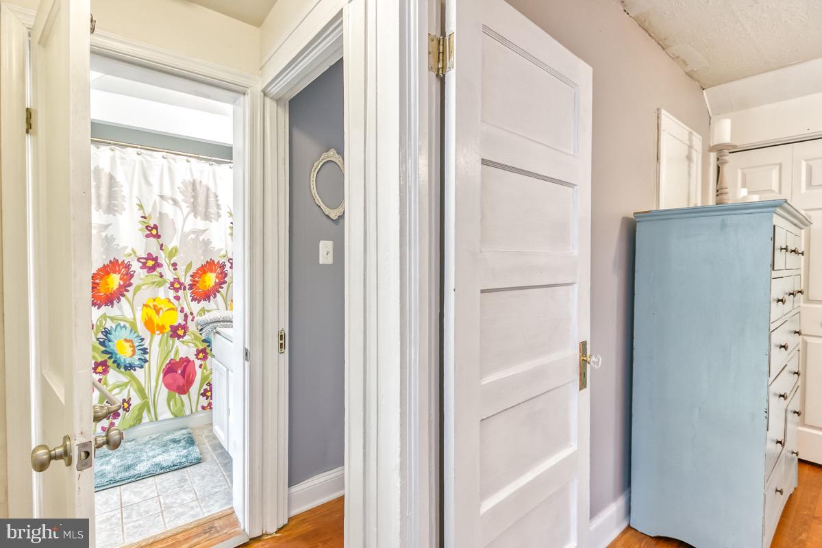 LAKE WALKER - Residential