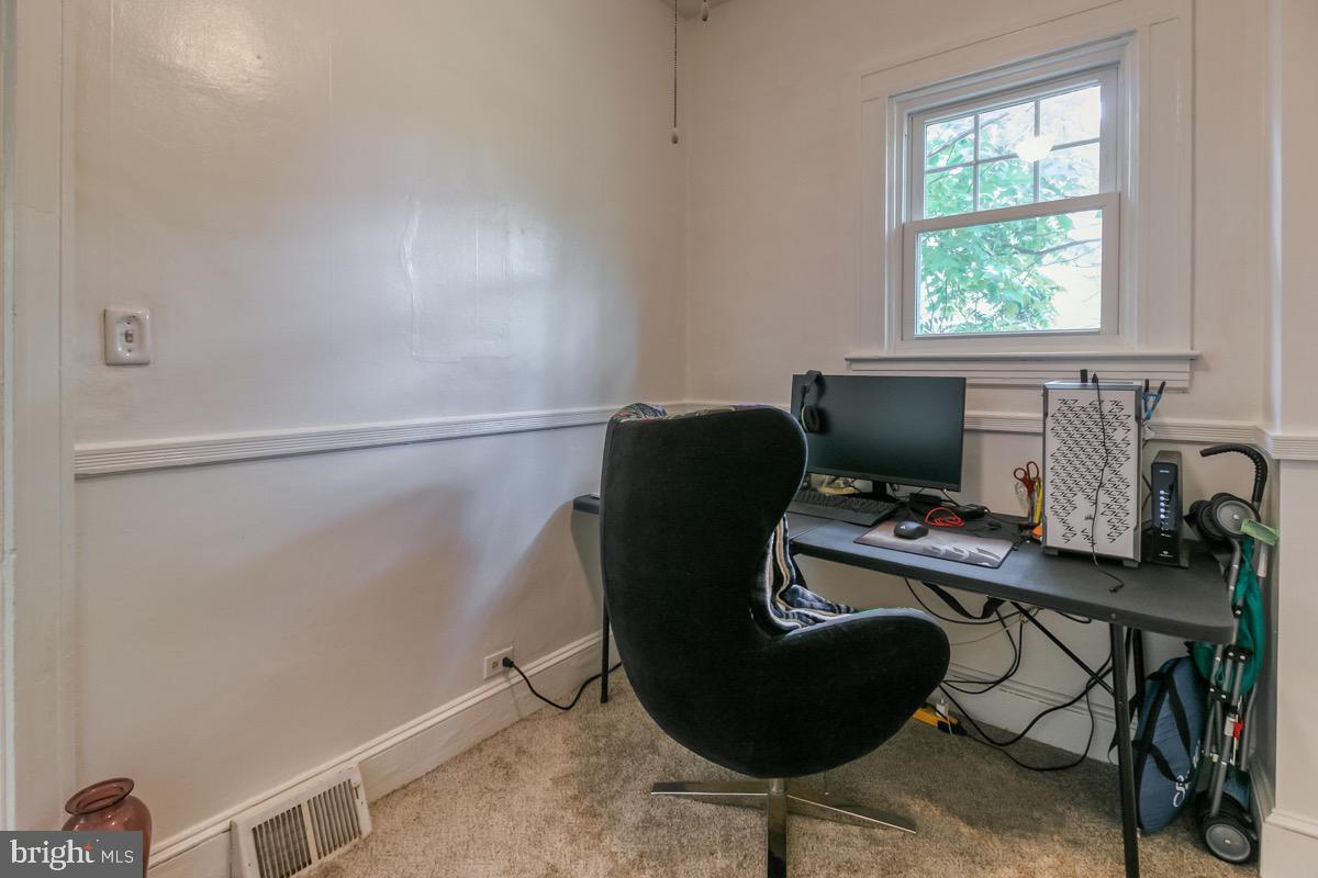 LAKE WALKER - Residential