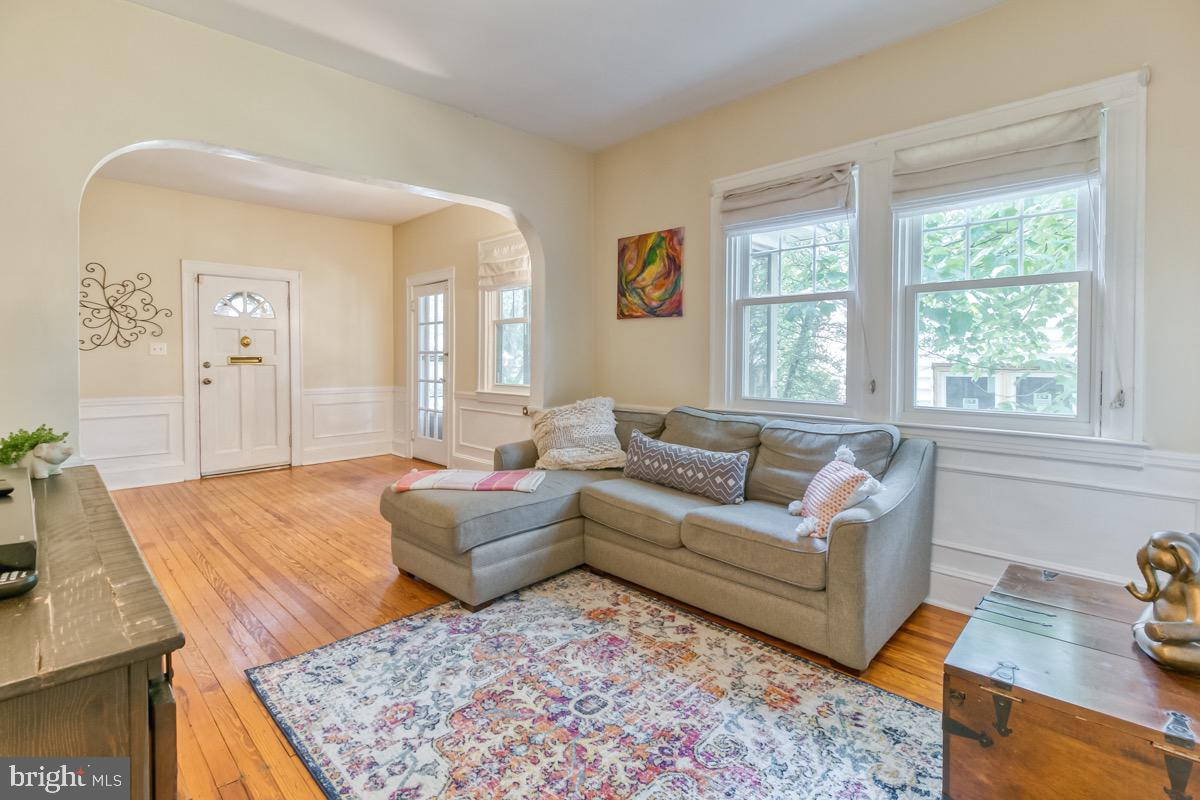 LAKE WALKER - Residential