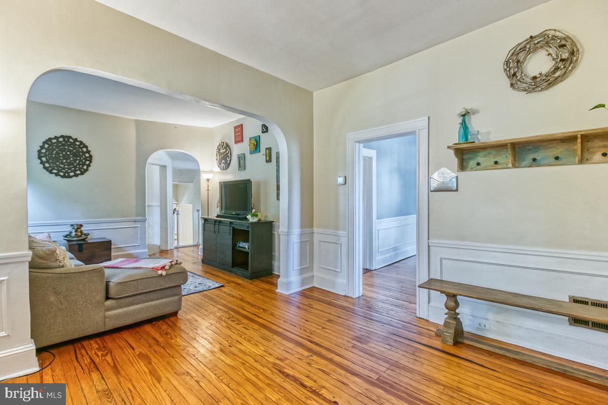 LAKE WALKER - Residential