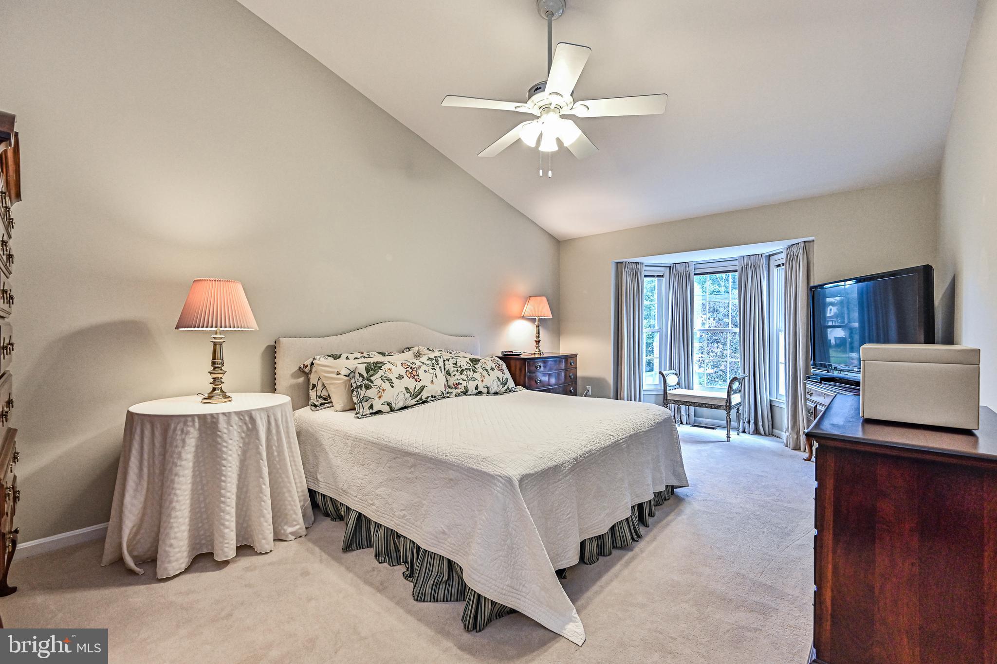 CROSSPOINTE - Residential