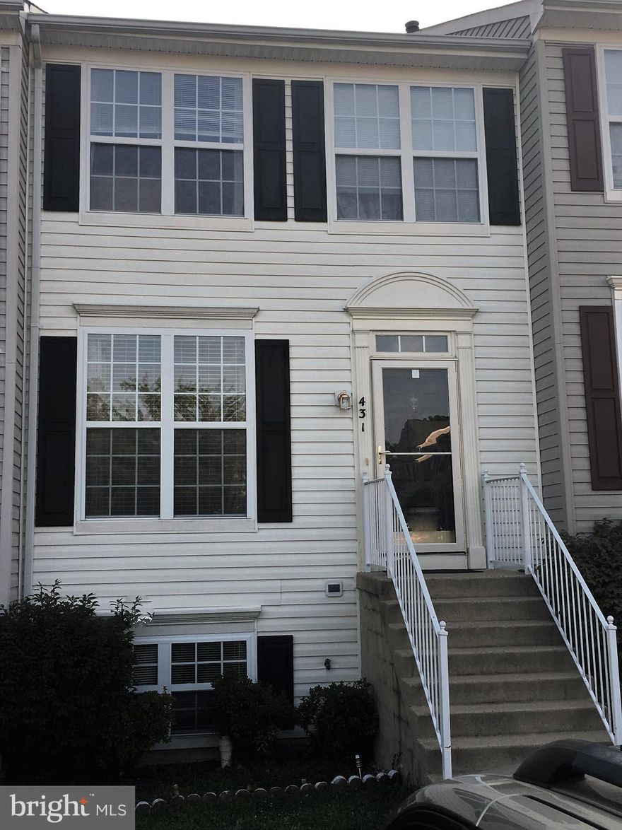 Cozy home in a lovely neighborhood accessible to multiple shopping centers to fulfill all needs. 3 spacious and fully finished levels with full bathroom on lower level, roomy upper level with three bedrooms and 2 bathrooms. Spacious kitchen and living room ideal for anyone. Recently painted large deck, fenced backyard and 2 parking spaces in front with plenty of visitor spaces around.