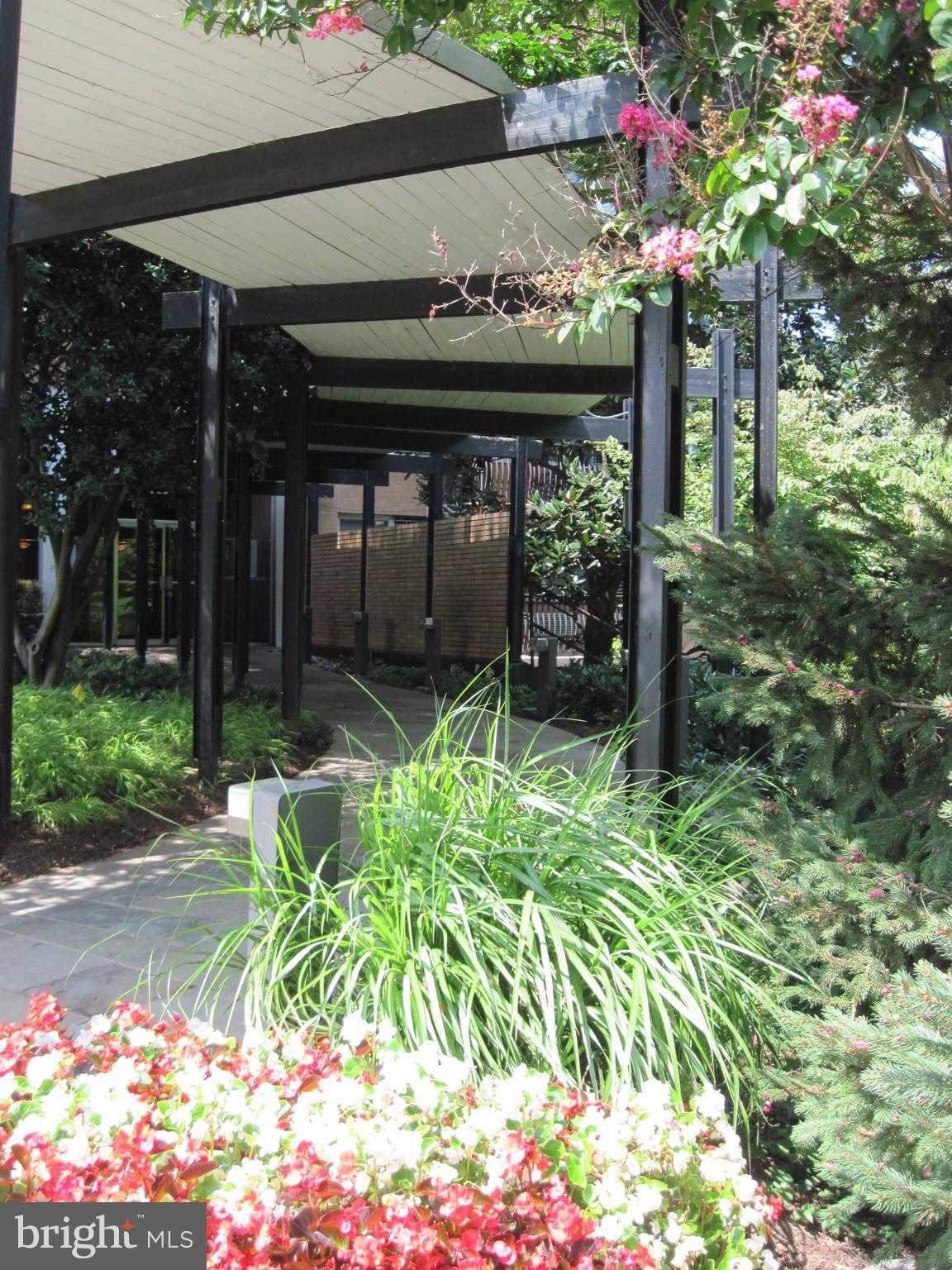 2030 N ADAMS STREET 702