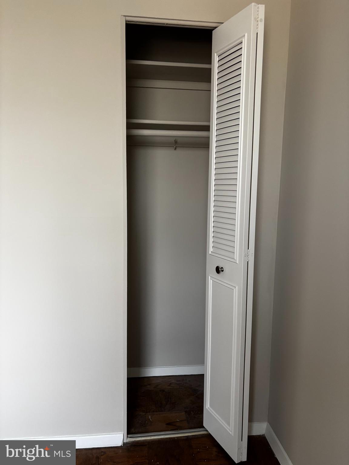 CIRCLE CONDOMINIUMS - Residential Lease