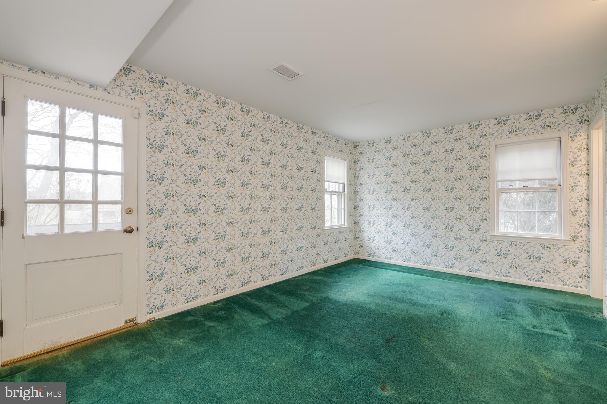 COUNTRY CLUB HILLS - Residential