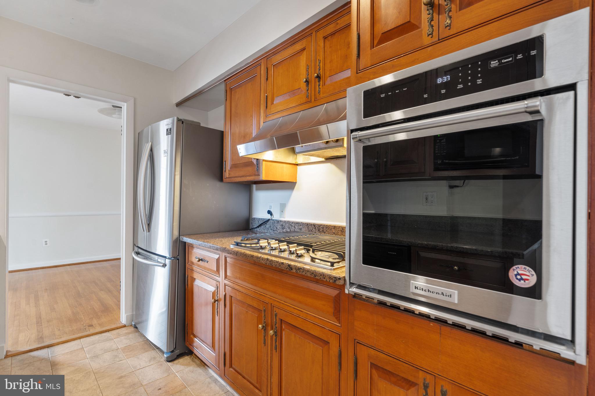 EAST FALLS CHURCH - Residential Lease