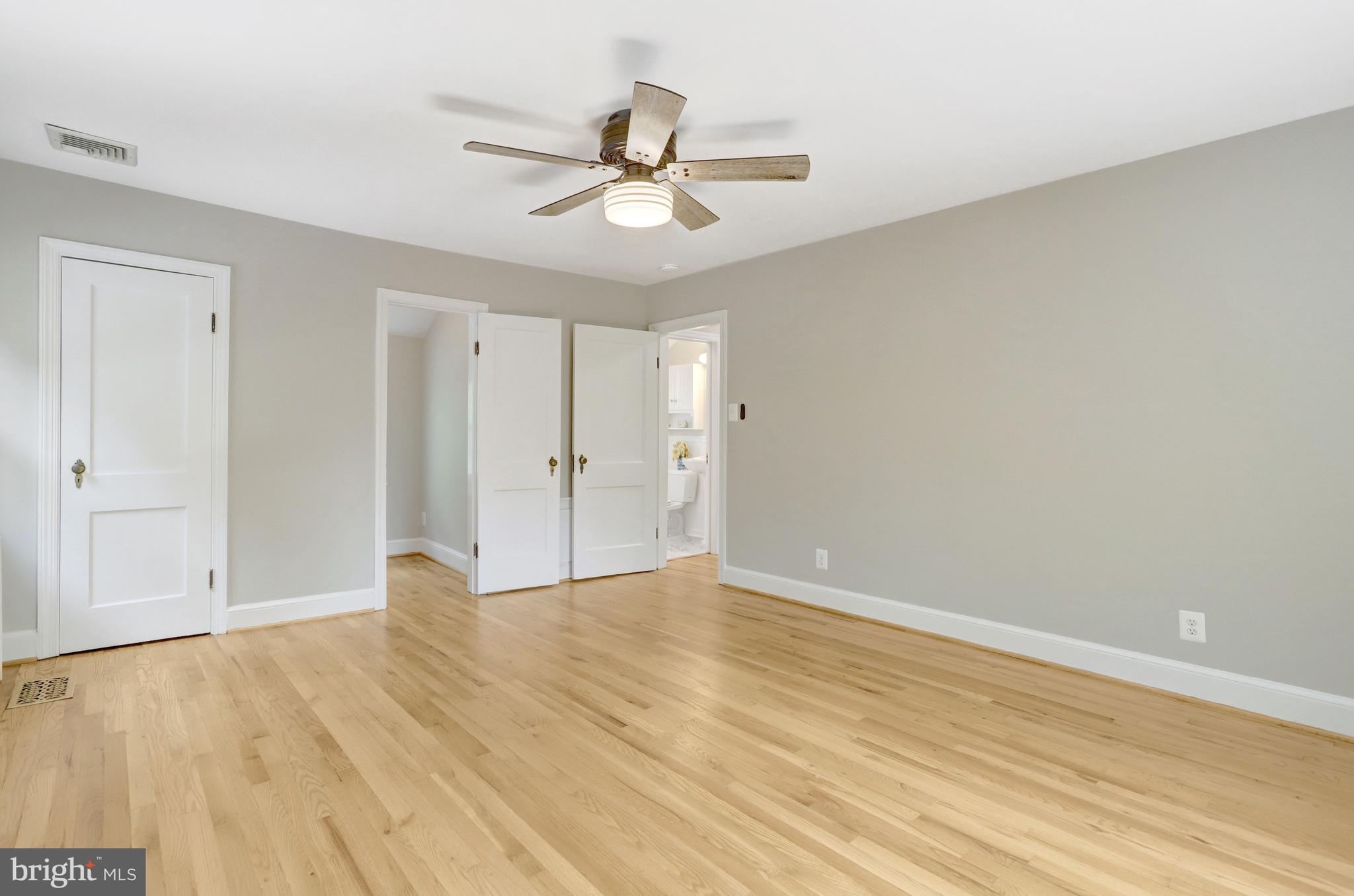 GREENWAY DOWNS - Residential