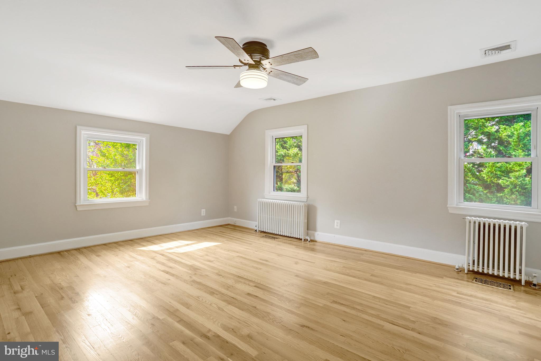 GREENWAY DOWNS - Residential