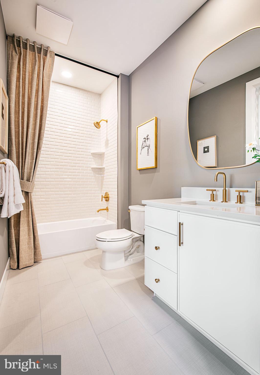 LYONDALE MEADOWS - Residential