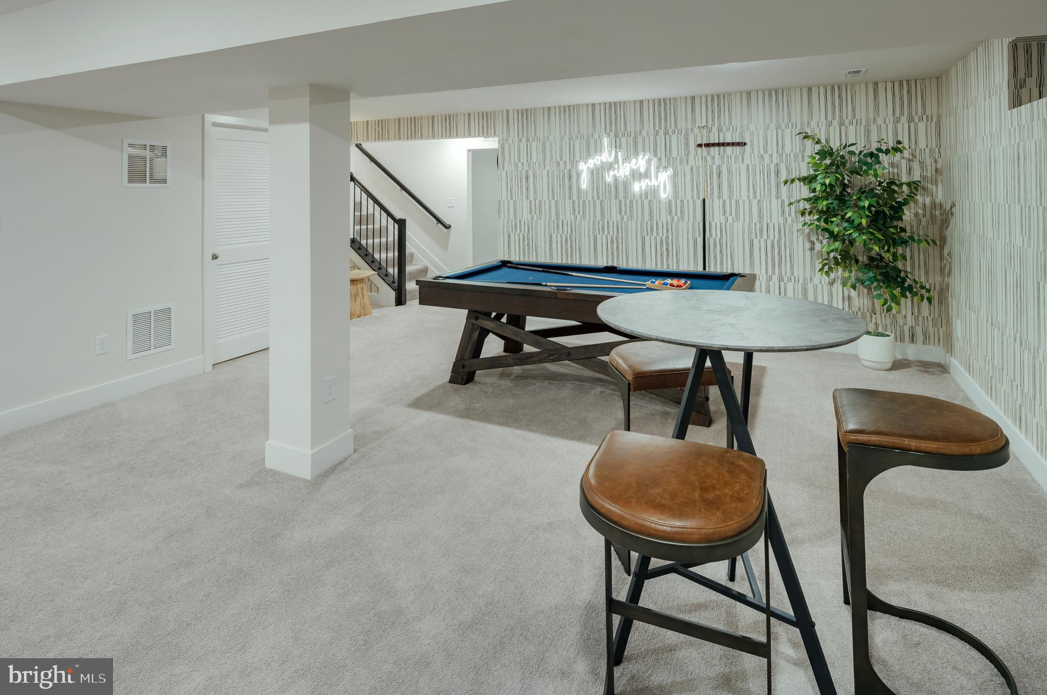 ST CHARLES - Residential