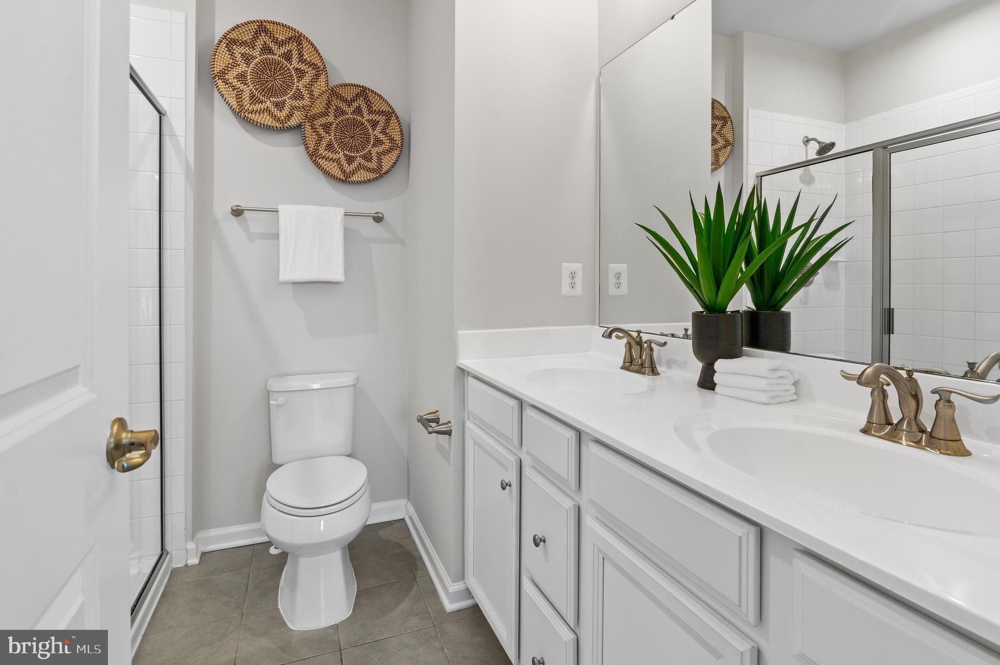 OLDHAM CROSSING - Residential