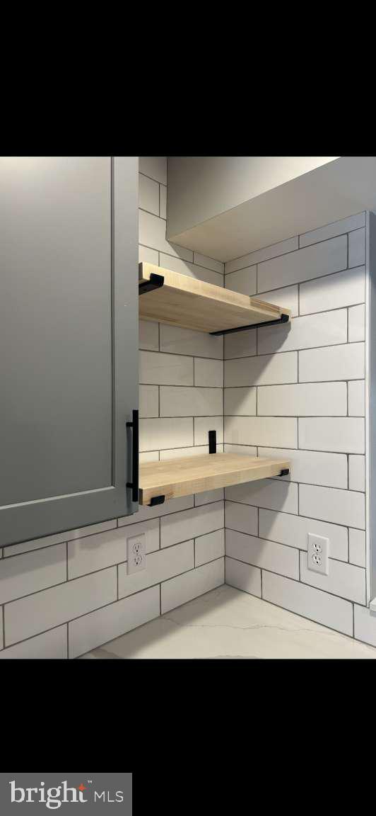 236 COBBLESTONE LANE