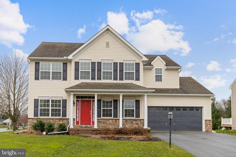 Photo of 60 SILVER BIRCH DR, LANCASTER, PA 17602 (MLS # PALA2028610)