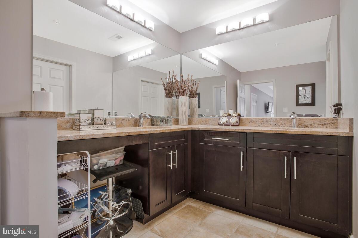 ARUNDEL ON THE BAY - Residential