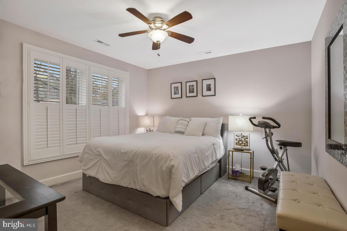 ARUNDEL ON THE BAY - Residential