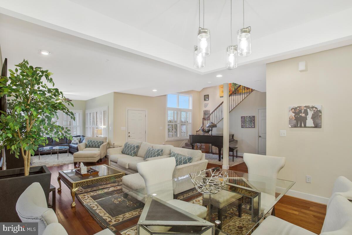 ARUNDEL ON THE BAY - Residential