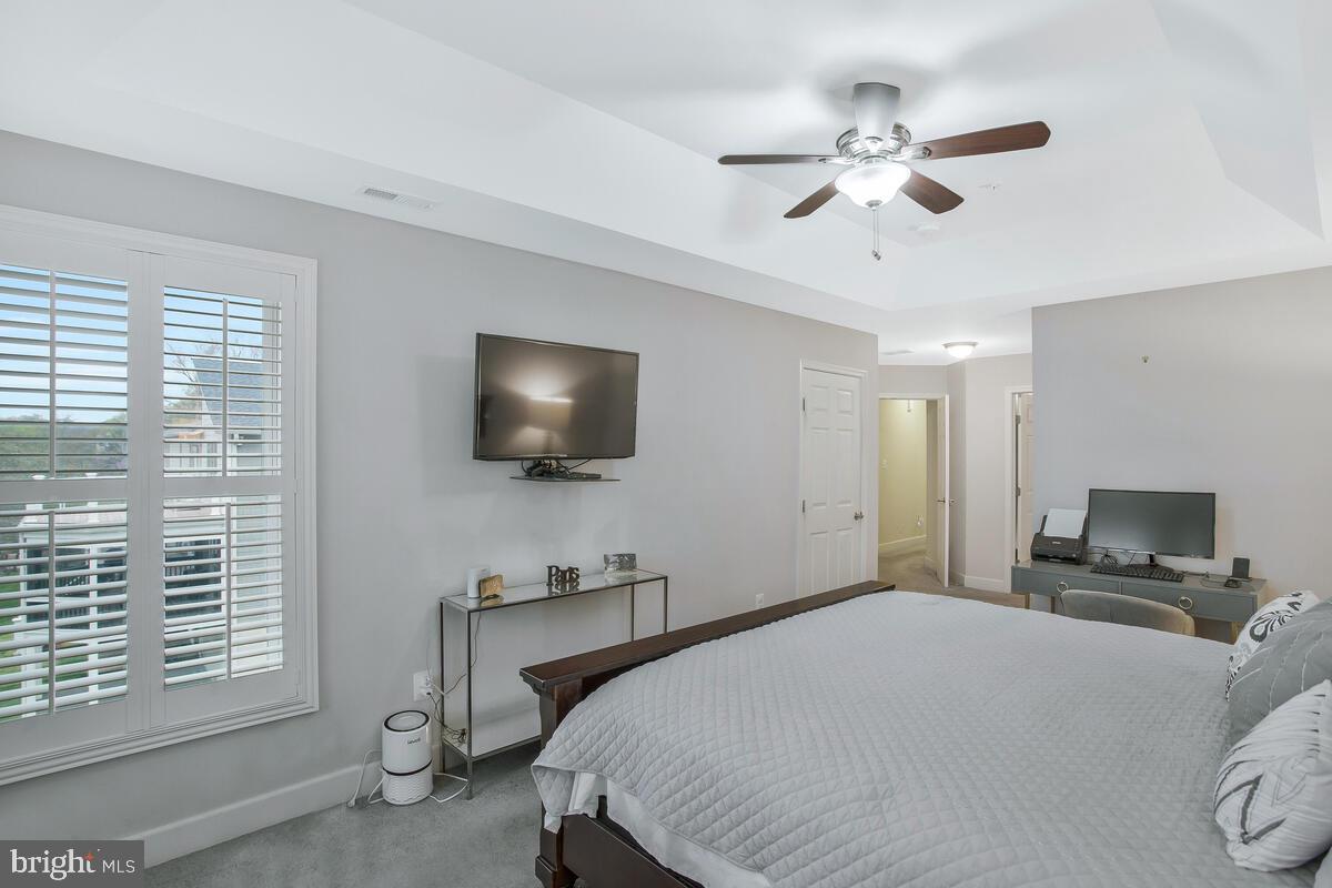 ARUNDEL ON THE BAY - Residential