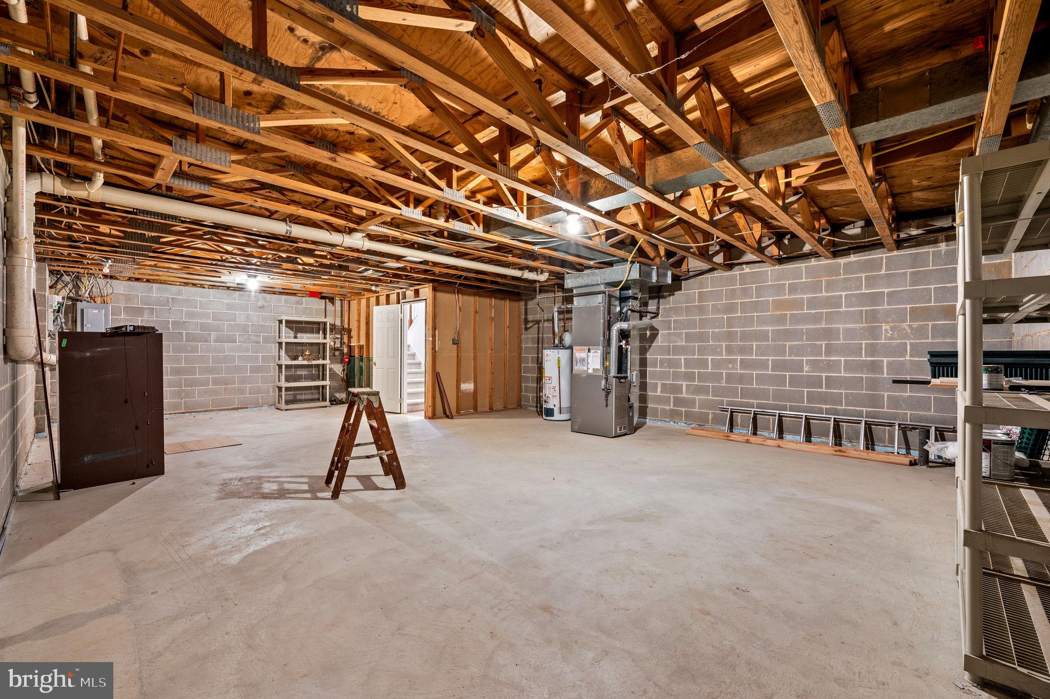 WOODLANDS - Residential Lease