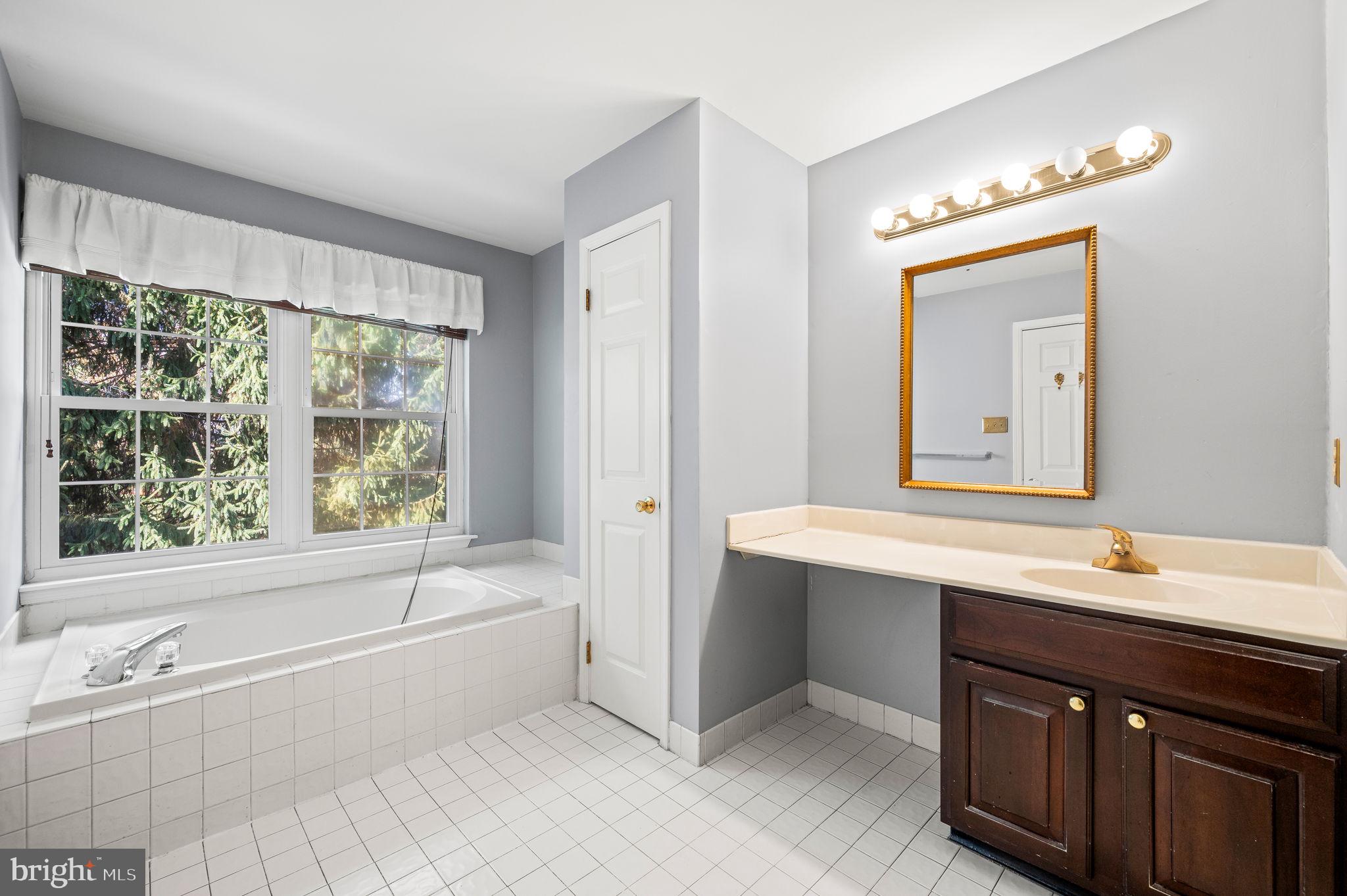 WOODLANDS - Residential Lease