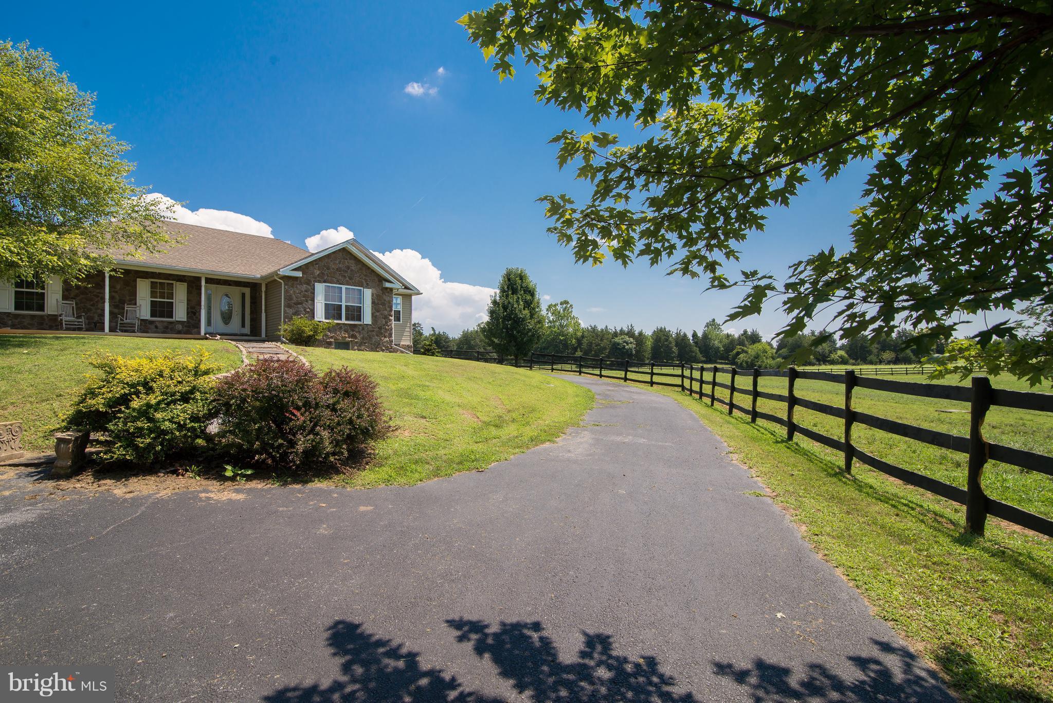 VIOLET KNOLL - Residential